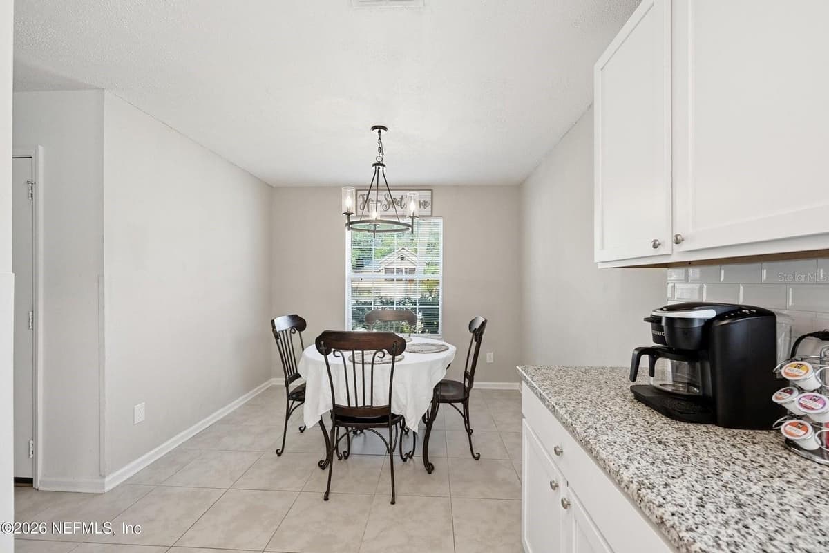 1233 VAN BUREN STREET — photo 14 of 33
