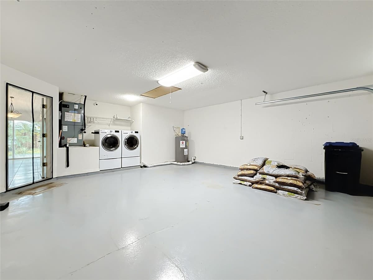 6146 104TH AVENUE — photo 38 of 49