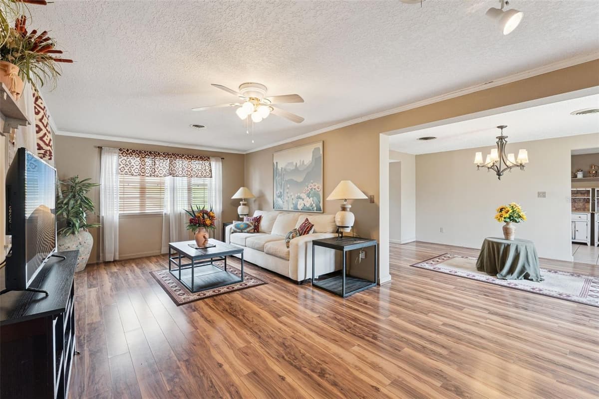 17561 COUNTY ROAD 455 — photo 3 of 44