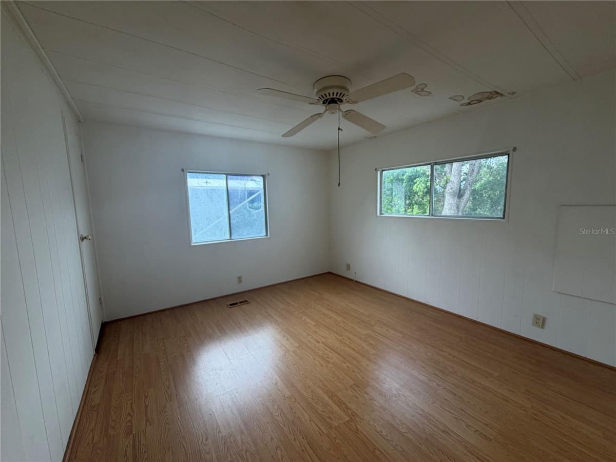 8017 FAIRLANE AVENUE — photo 15 of 30