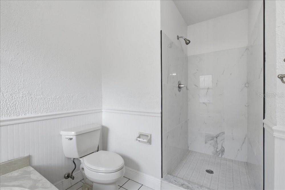 5513 CAURUS COURT — photo 16 of 33