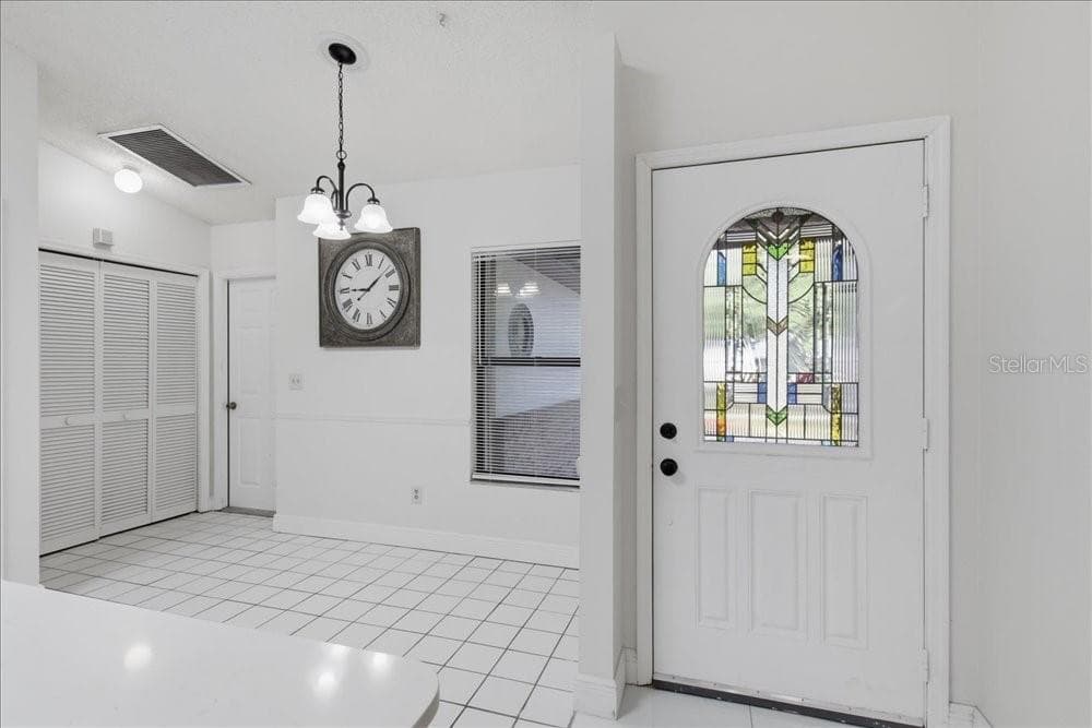 5513 CAURUS COURT — photo 3 of 33