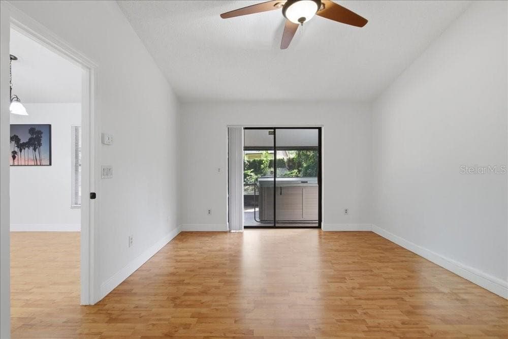 5513 CAURUS COURT — photo 15 of 33