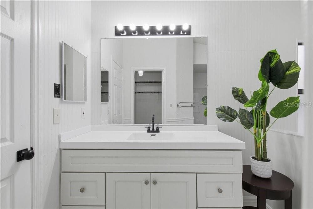 5513 CAURUS COURT — photo 14 of 33