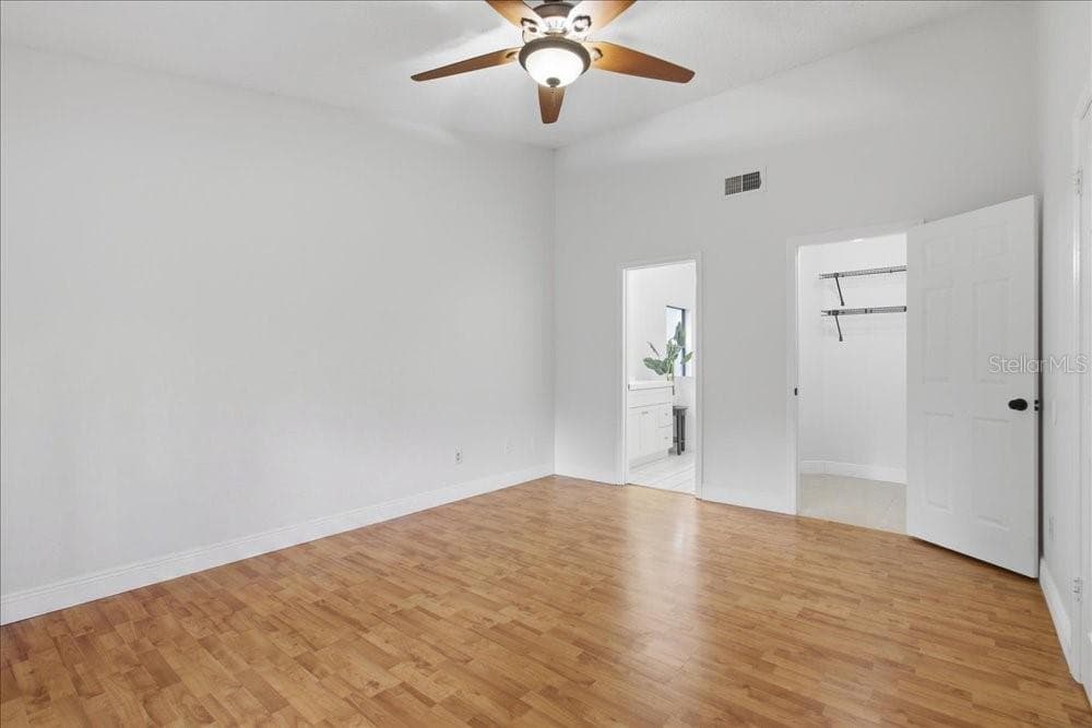 5513 CAURUS COURT — photo 11 of 33