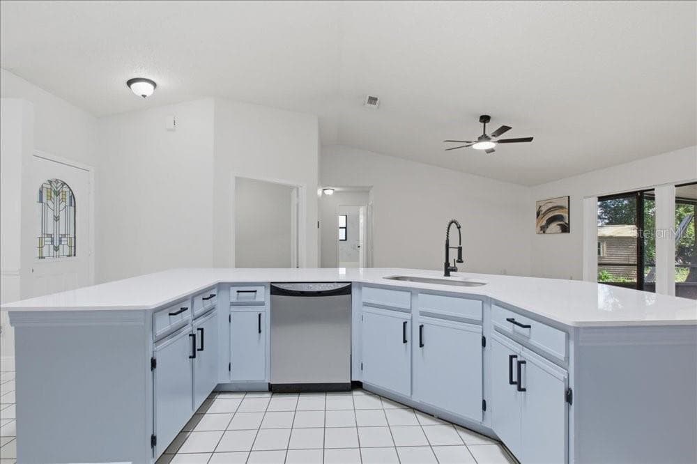 5513 CAURUS COURT — photo 12 of 33