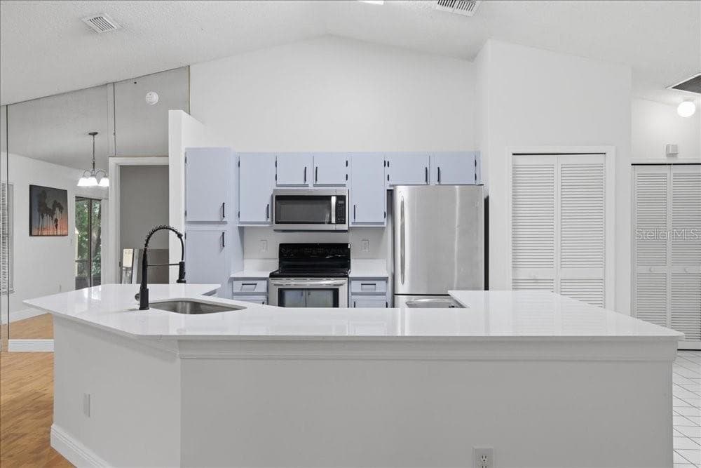 5513 CAURUS COURT — photo 9 of 33