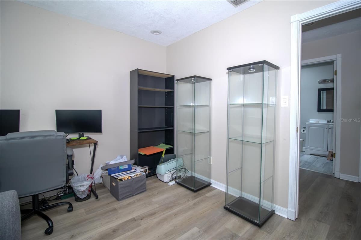 103 CASHEW COURT — photo 9 of 20