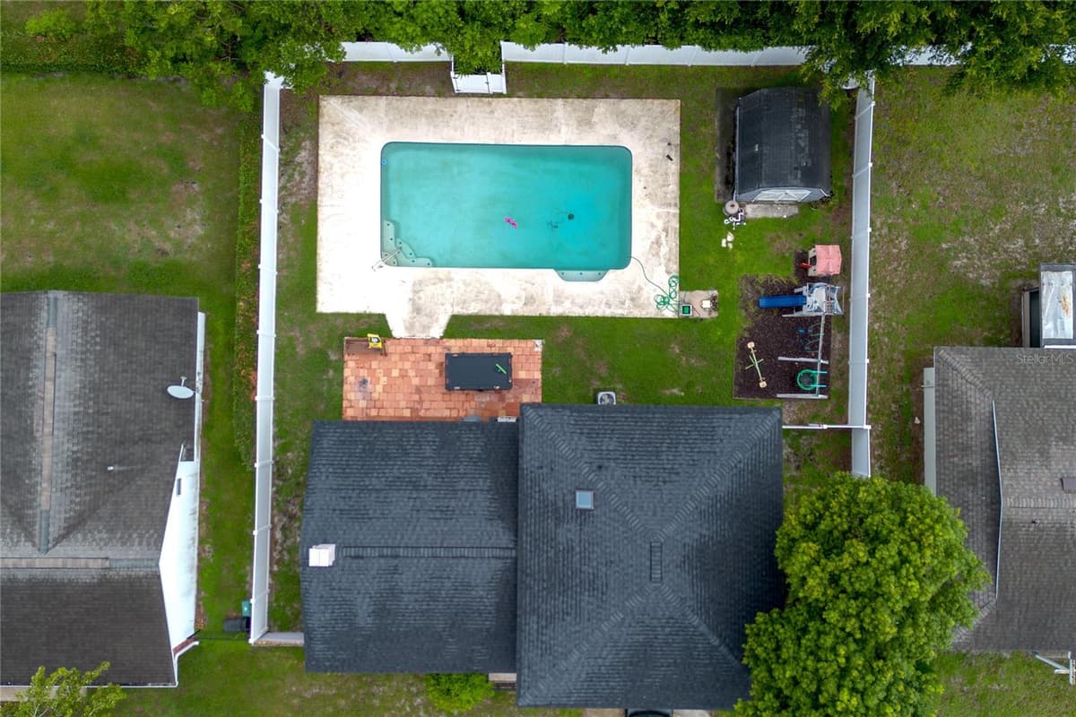 103 CASHEW COURT — photo 3 of 20