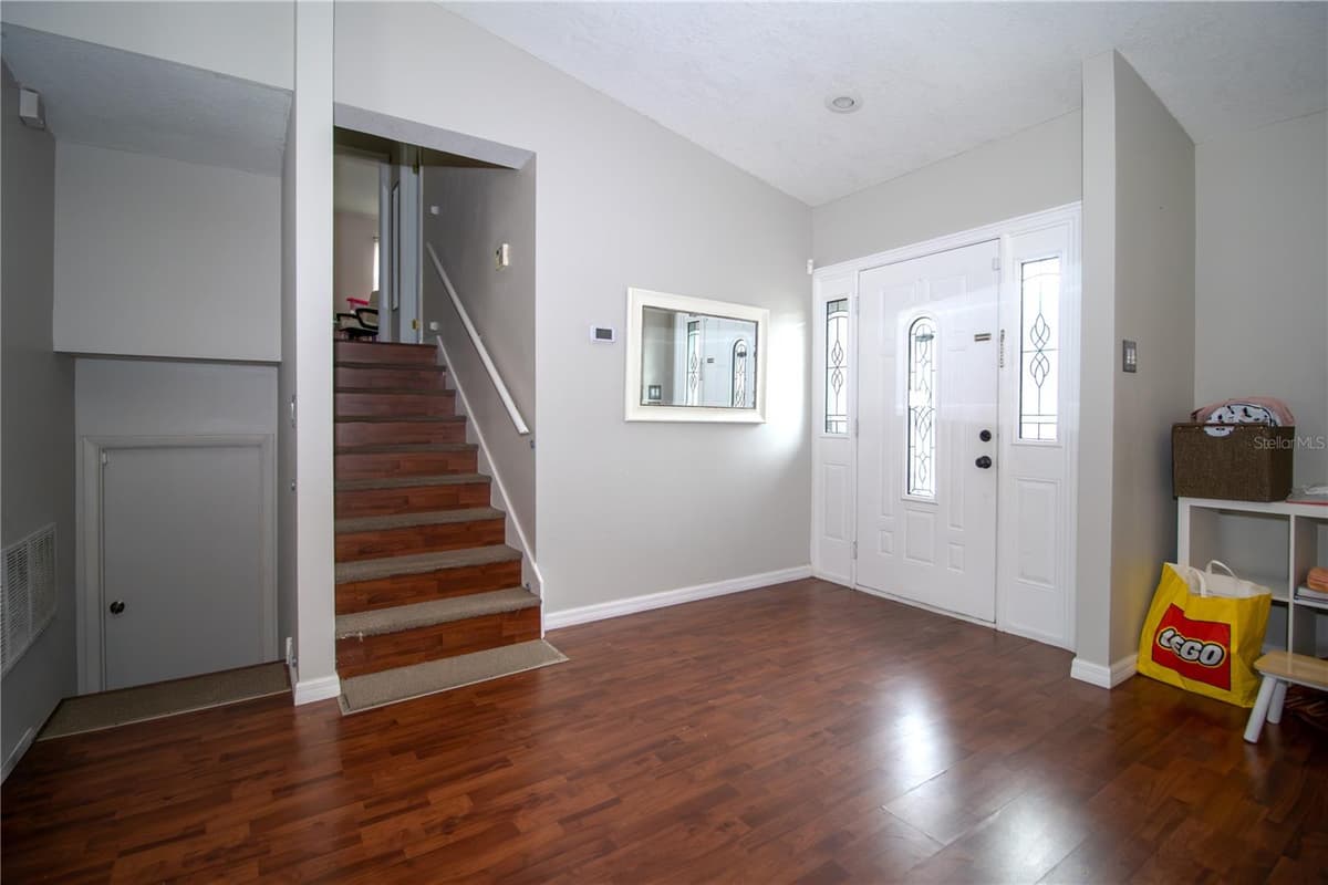 103 CASHEW COURT — photo 11 of 20