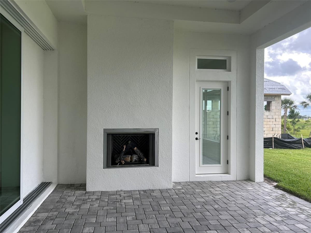 17483 MONTGOMERY COURT — photo 12 of 17