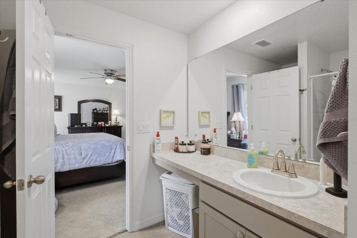 16 PICKWOOD PLACE — photo 38 of 61