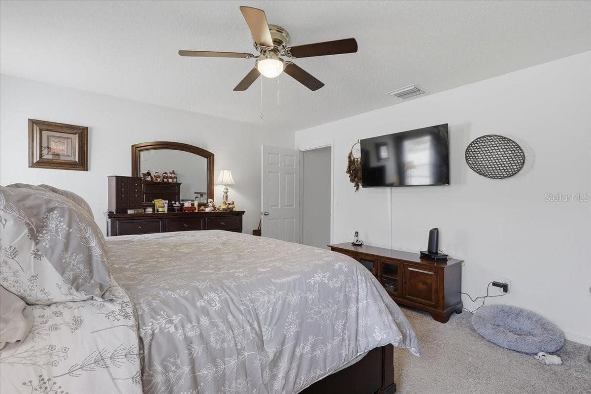 16 PICKWOOD PLACE — photo 35 of 61