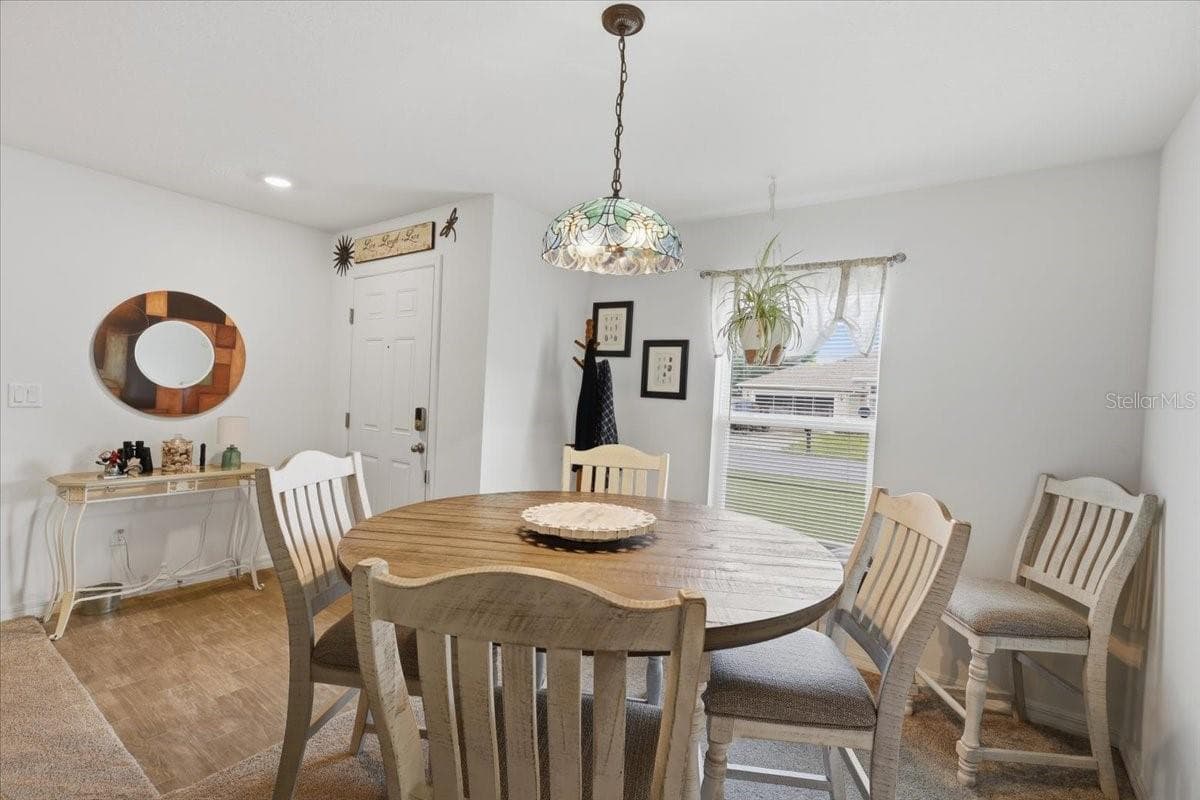 16 PICKWOOD PLACE — photo 19 of 61