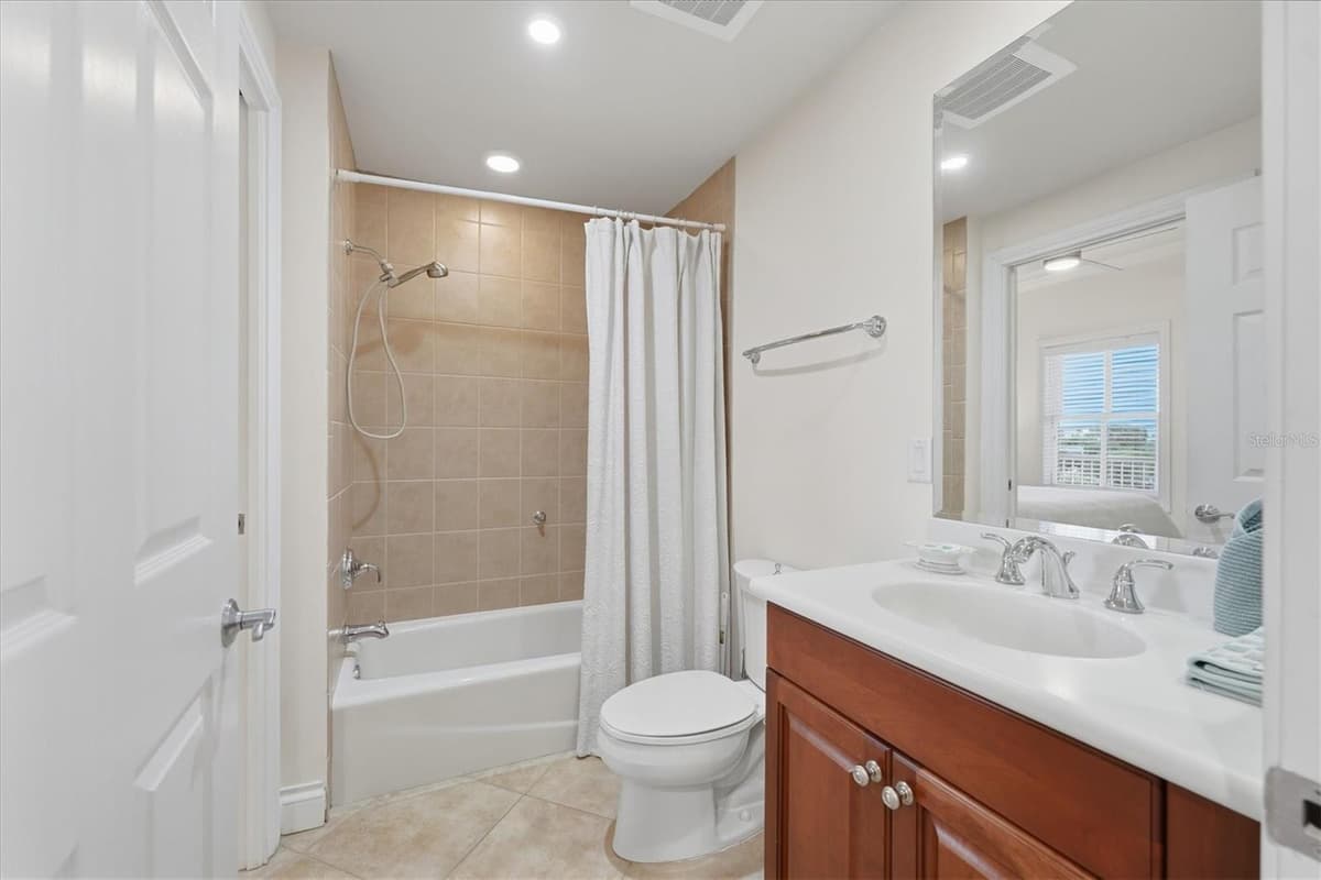 8111 LAKEWOOD MAIN STREET — photo 24 of 72