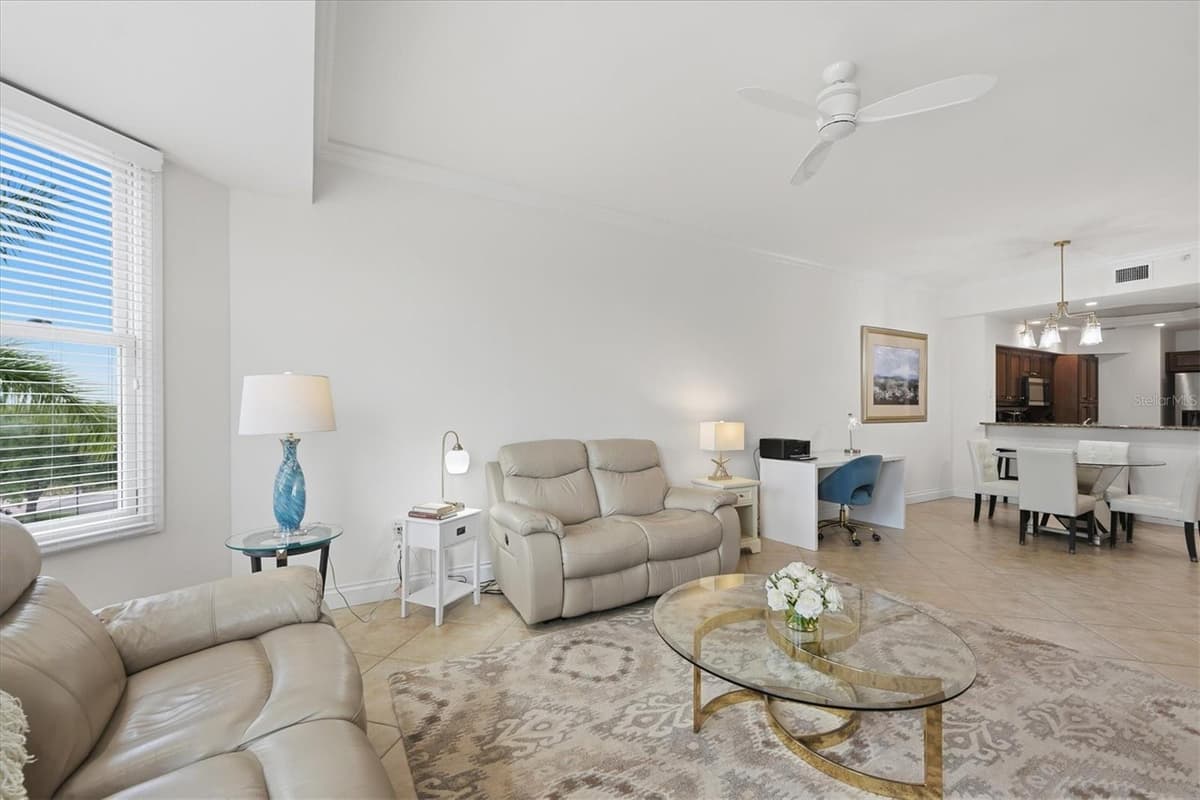 8111 LAKEWOOD MAIN STREET — photo 10 of 72