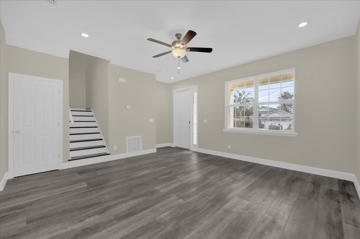 3778 MARTIN STREET — photo 6 of 33