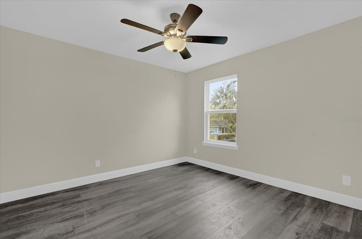3778 MARTIN STREET — photo 14 of 33