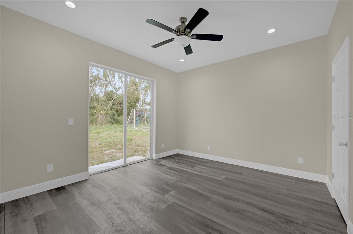 3778 MARTIN STREET — photo 24 of 33
