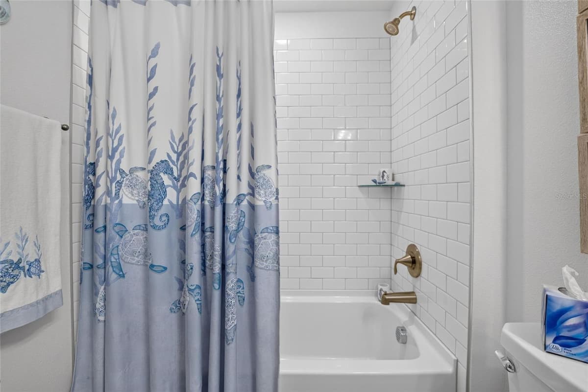17242 HOLLY WELL AVENUE — photo 38 of 96