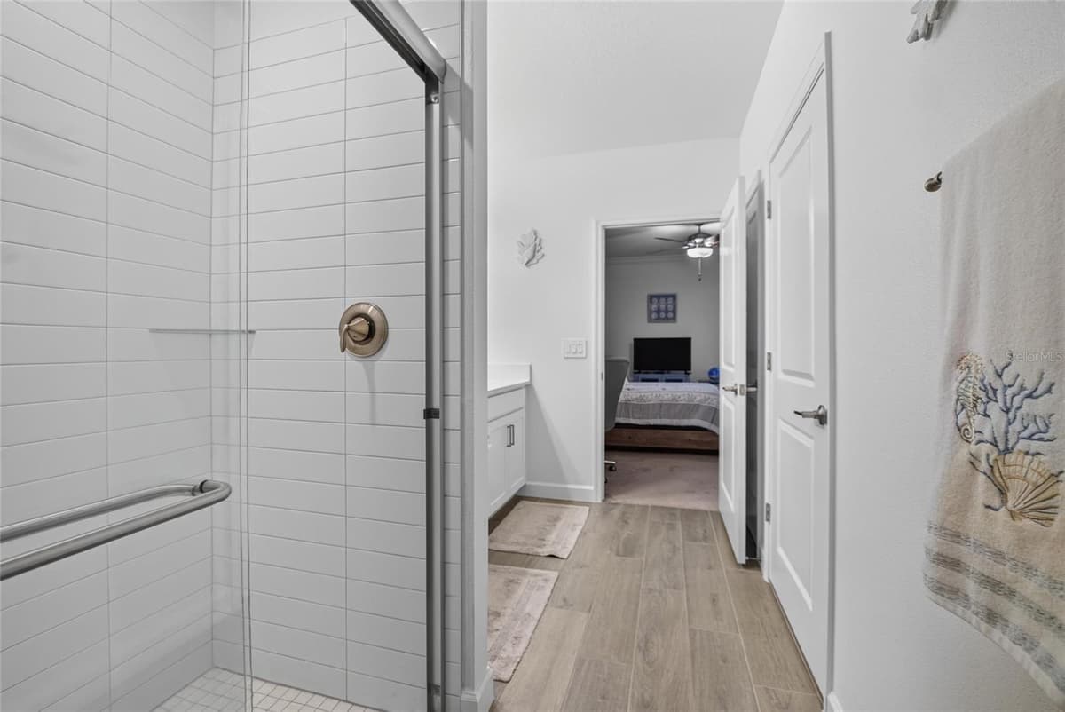 17242 HOLLY WELL AVENUE — photo 30 of 96