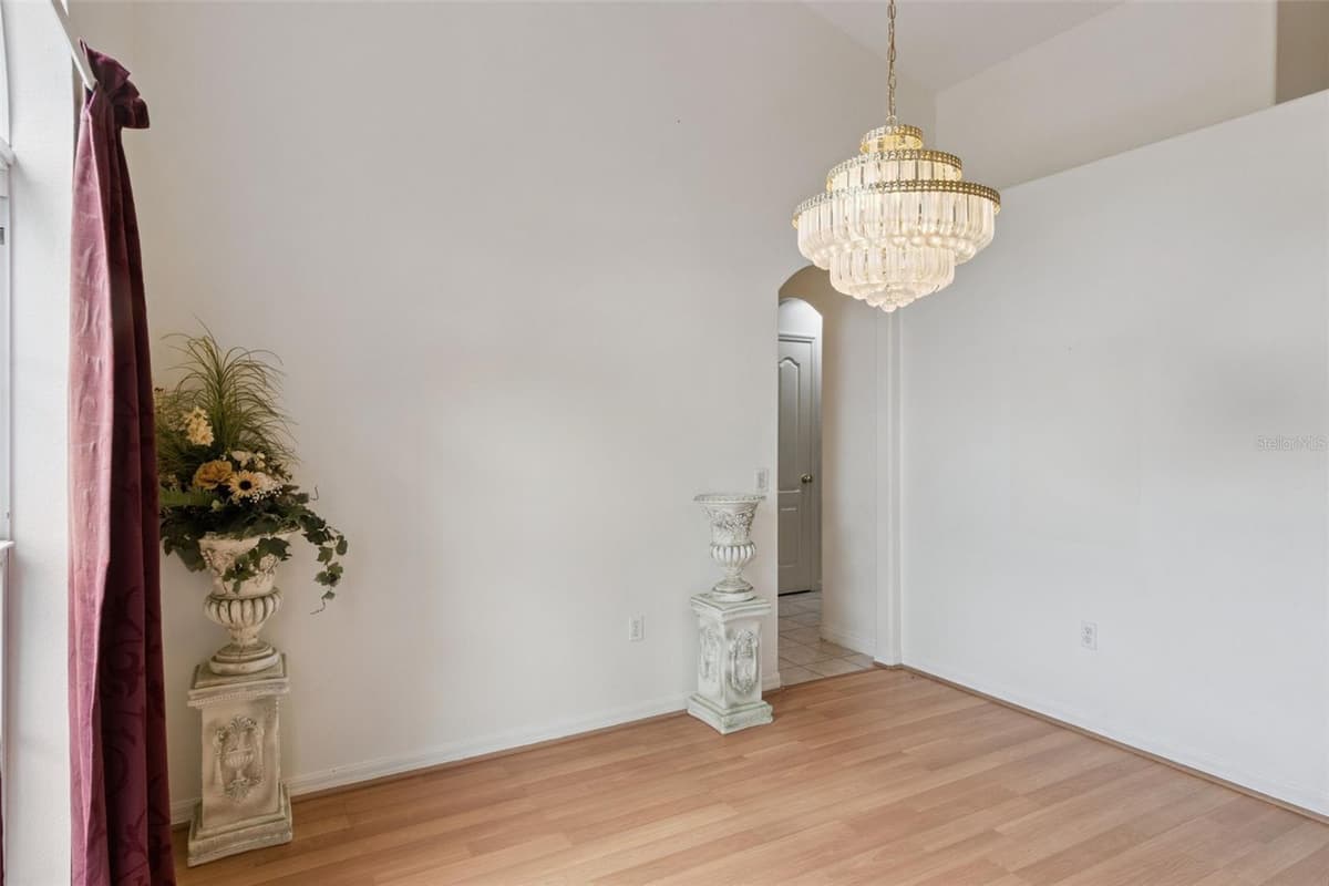 236 DOLCETTO DRIVE — photo 8 of 36