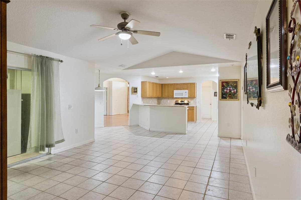 236 DOLCETTO DRIVE — photo 11 of 36