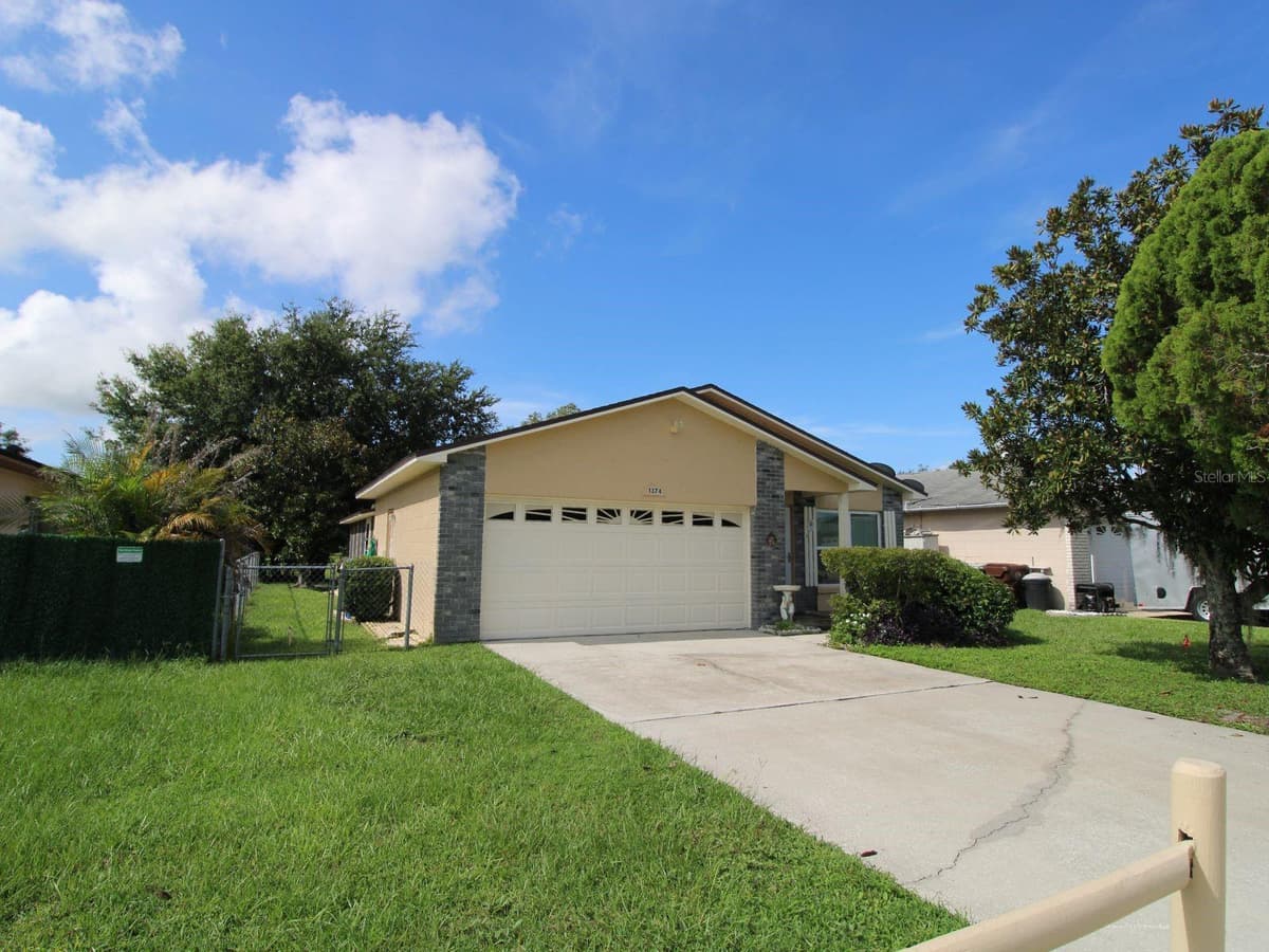 1374 BOULDER DRIVE — photo 3 of 33