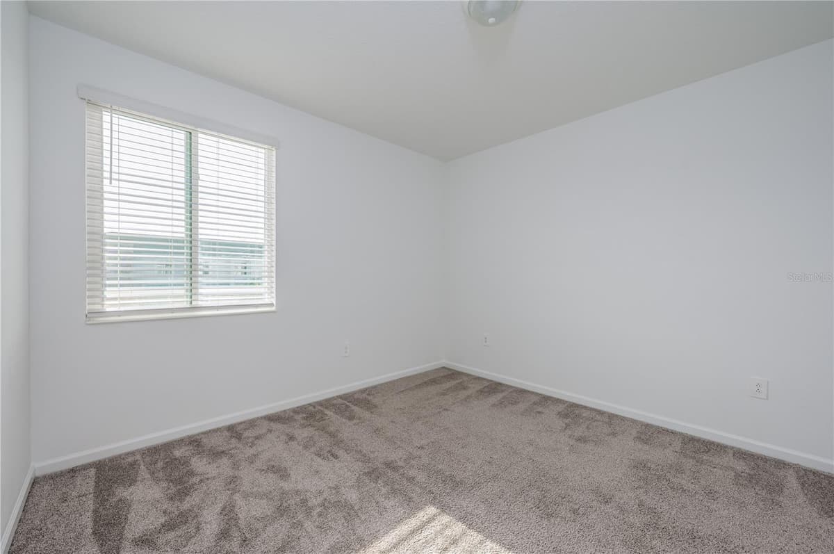210 BOGEY DRIVE — photo 11 of 30