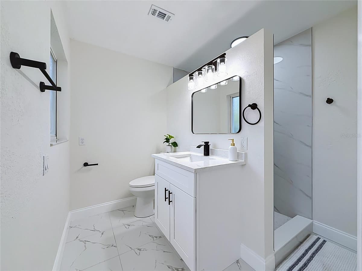 2471 RAYMONT DRIVE — photo 35 of 77