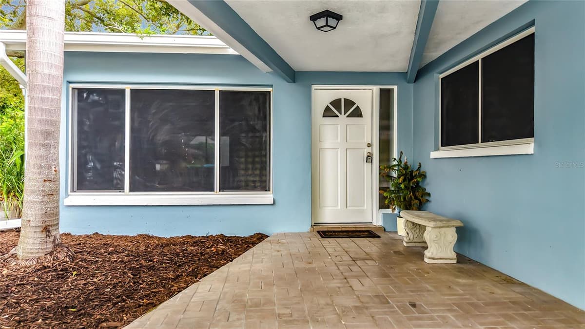 2471 RAYMONT DRIVE — photo 11 of 77