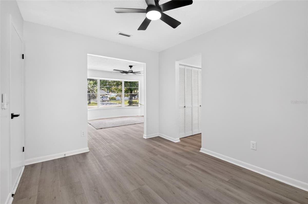 5212 CLARENDON ROAD — photo 18 of 39