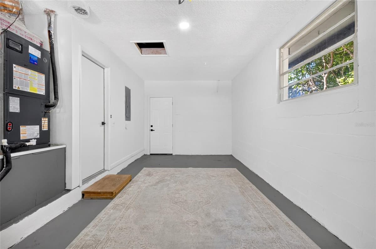5212 CLARENDON ROAD — photo 30 of 39