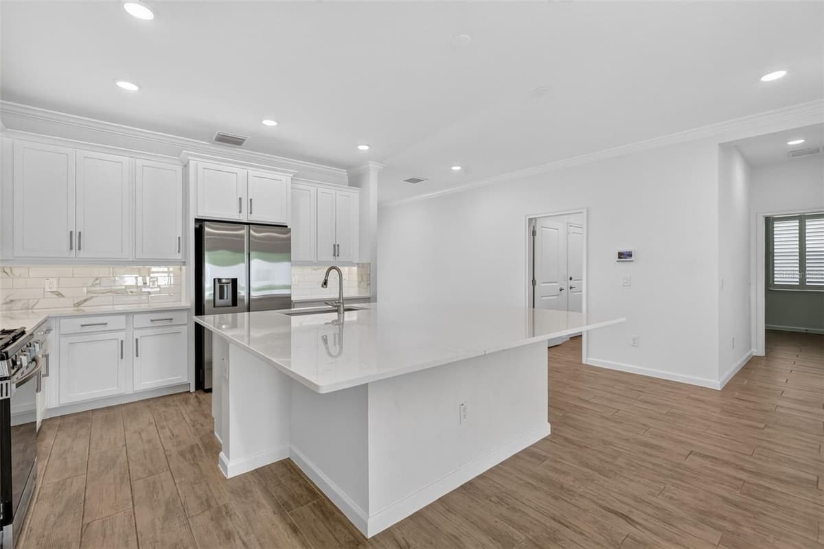 2345 SIRENA LANE — photo 11 of 33