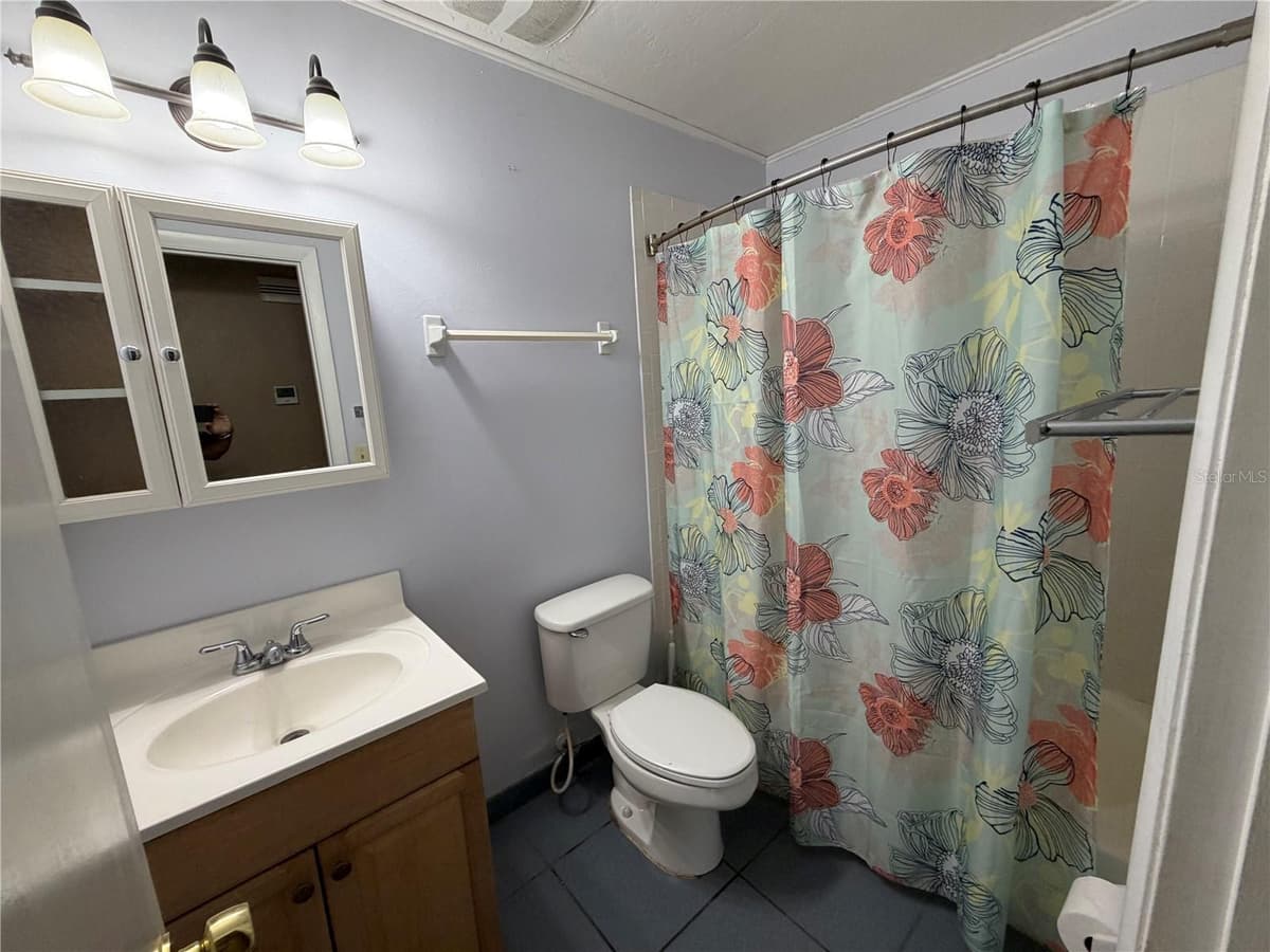 4557 SE 140TH PLACE — photo 14 of 25