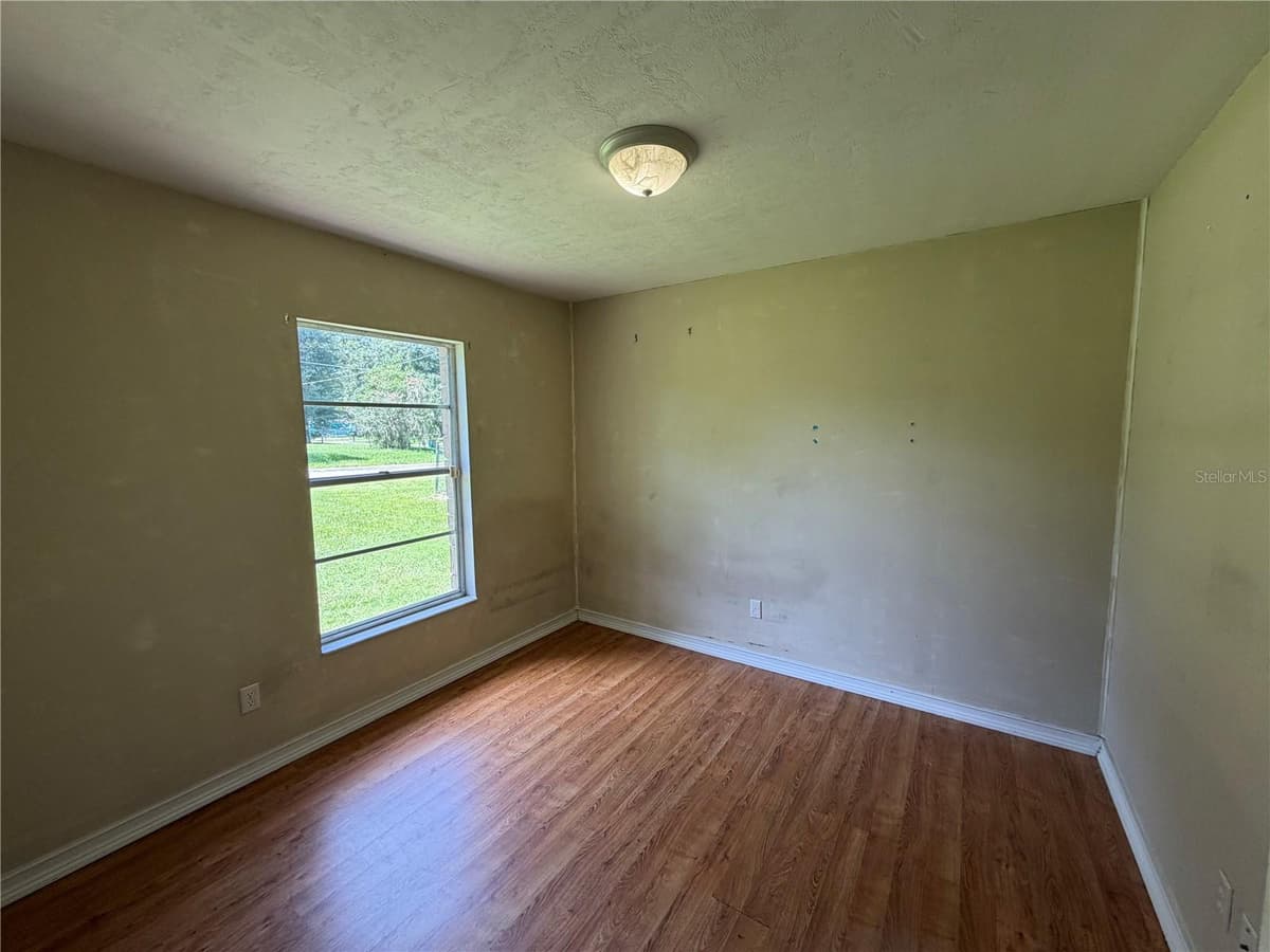 4557 SE 140TH PLACE — photo 13 of 25