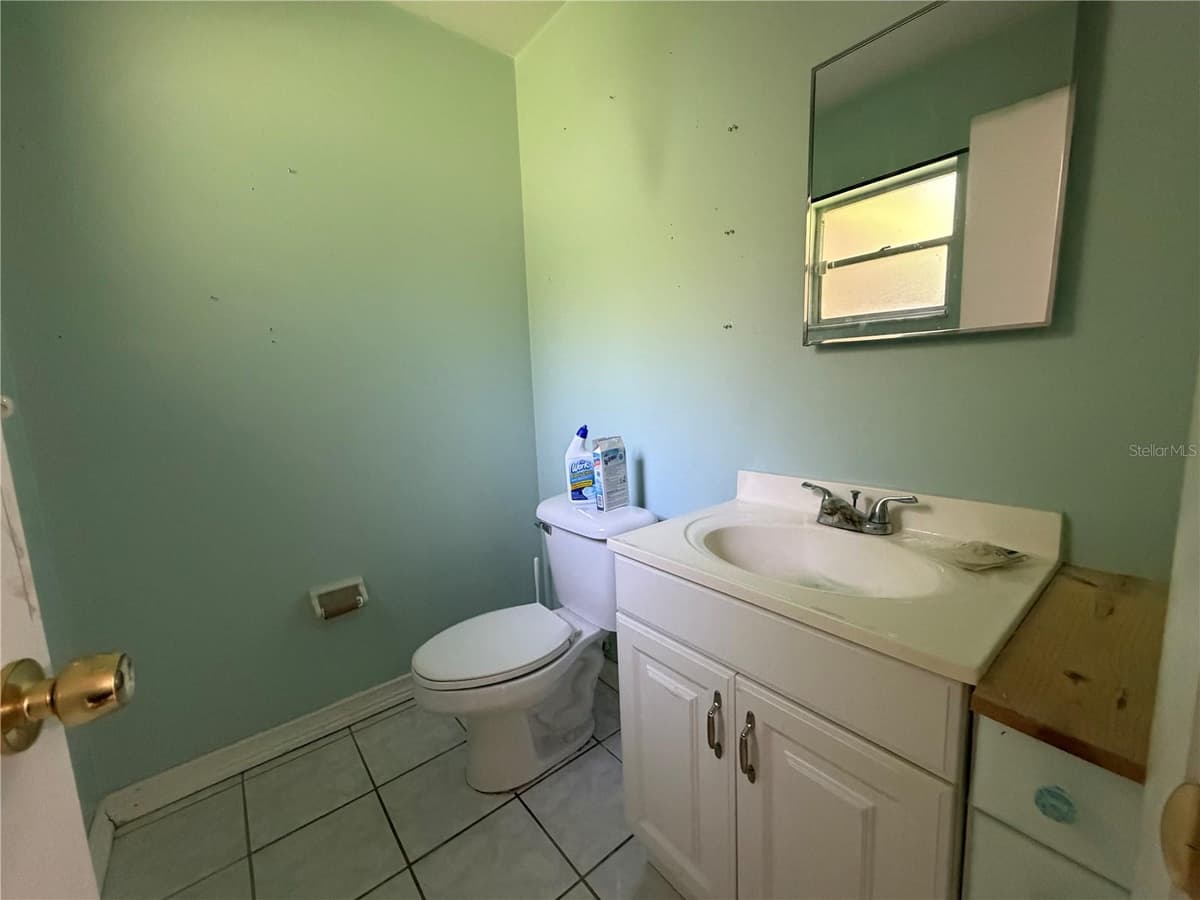4557 SE 140TH PLACE — photo 10 of 25