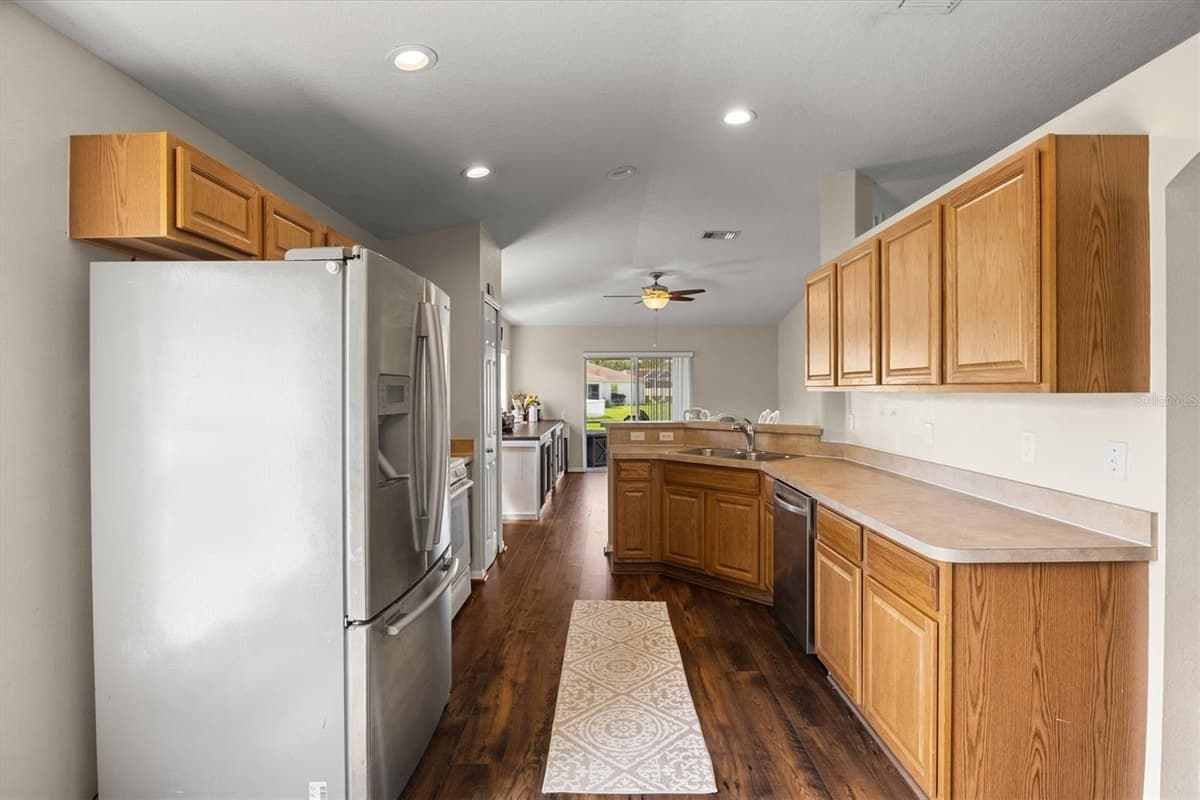 3833 WHISTLEWOOD CIRCLE — photo 10 of 26