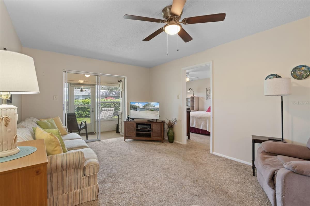 3642 TROPHY BOULEVARD — photo 20 of 47