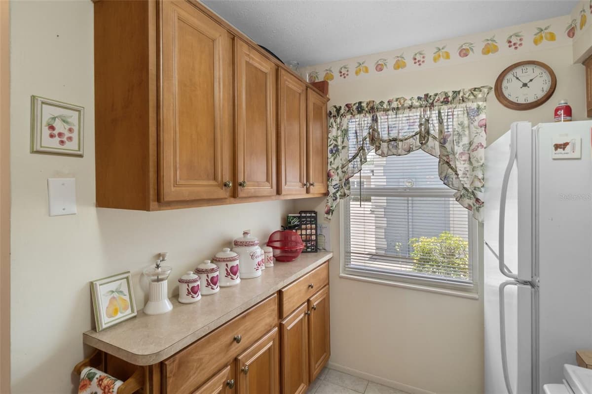 3642 TROPHY BOULEVARD — photo 8 of 47