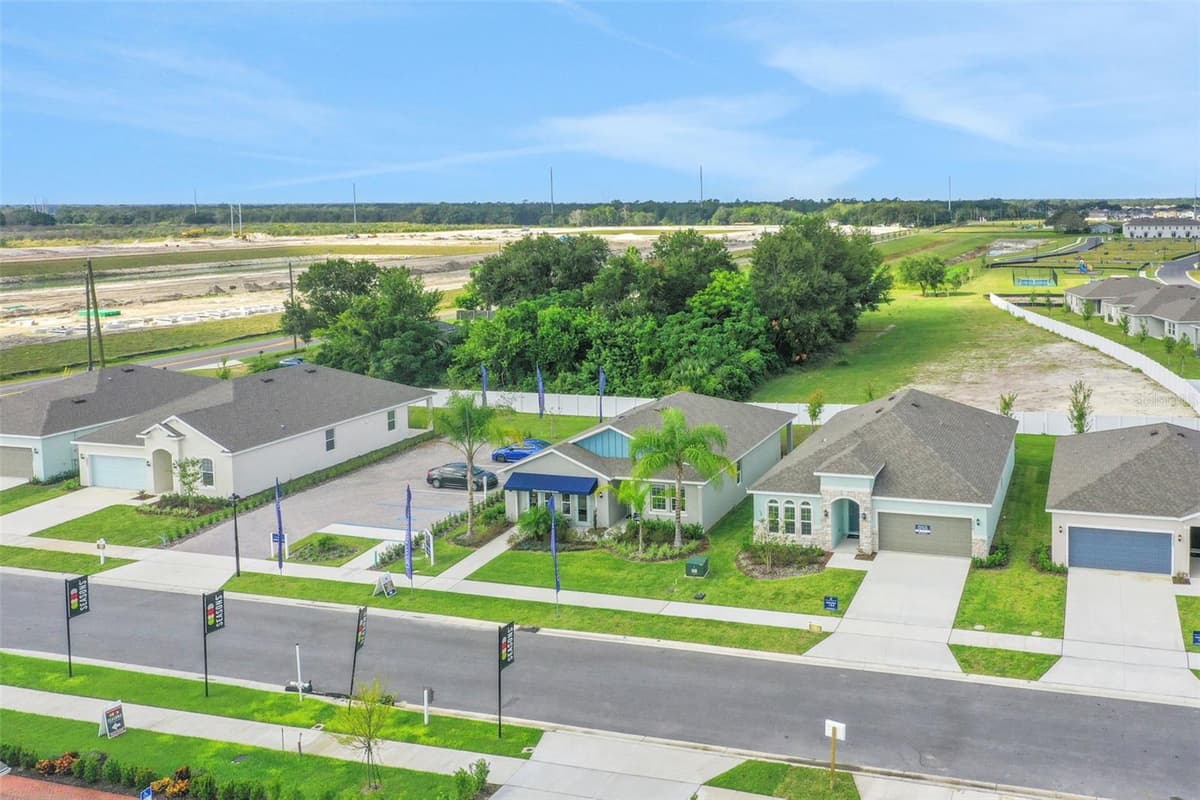 4097 PENELOPE AVENUE — photo 3 of 6