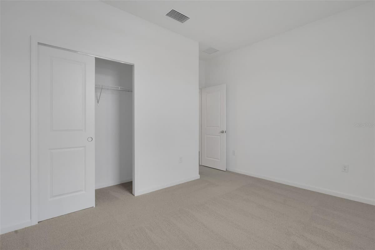 4117 PENELOPE AVENUE — photo 7 of 37