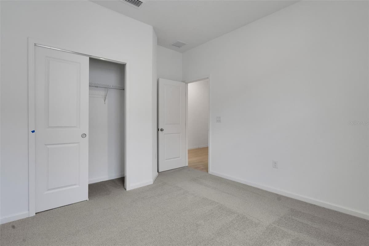 4117 PENELOPE AVENUE — photo 10 of 37