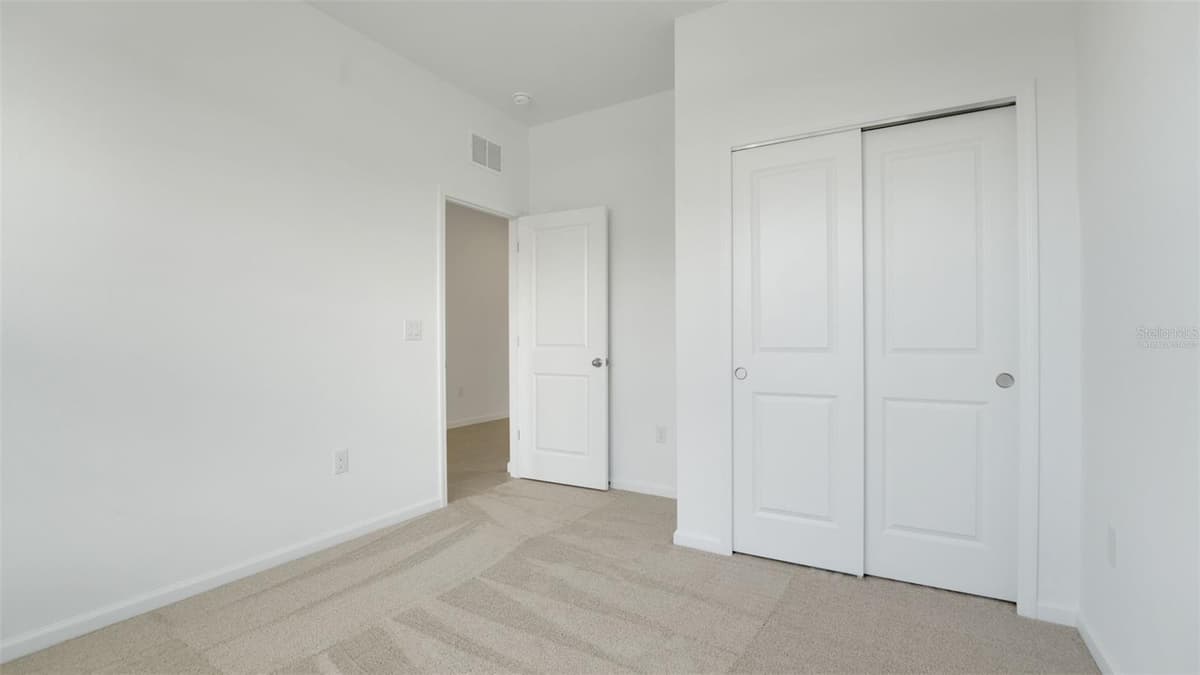 4094 PENELOPE AVENUE — photo 5 of 30