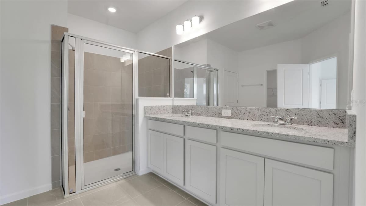 4094 PENELOPE AVENUE — photo 19 of 30