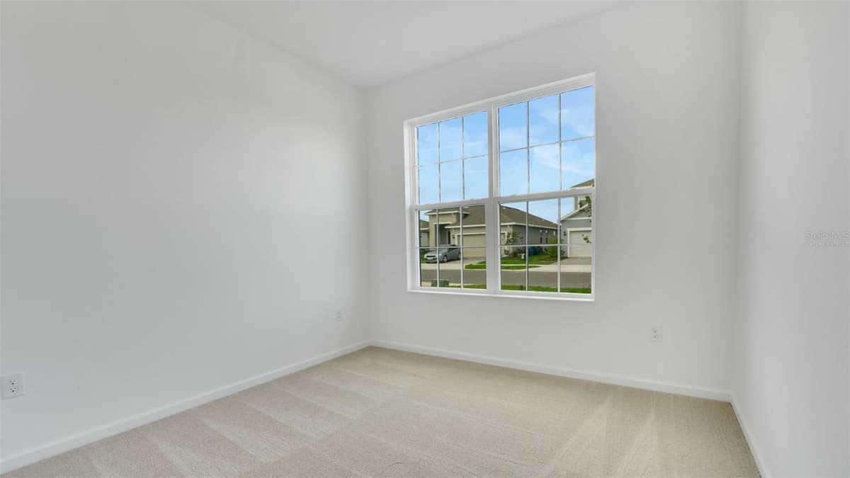4094 PENELOPE AVENUE — photo 4 of 30