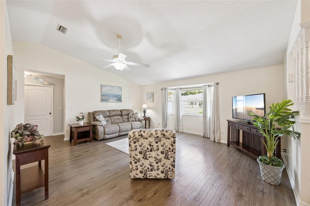 26920 RACQUET CIRCLE — photo 12 of 94