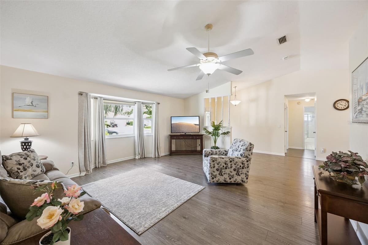 26920 RACQUET CIRCLE — photo 10 of 94