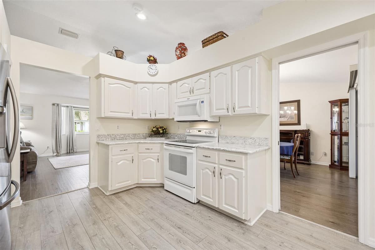 26920 RACQUET CIRCLE — photo 17 of 94