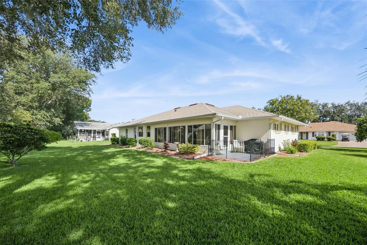26920 RACQUET CIRCLE — photo 8 of 94
